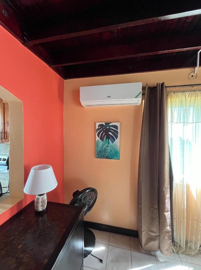 Stunning 2 Bedroom House At Point Village Negril Esterno foto