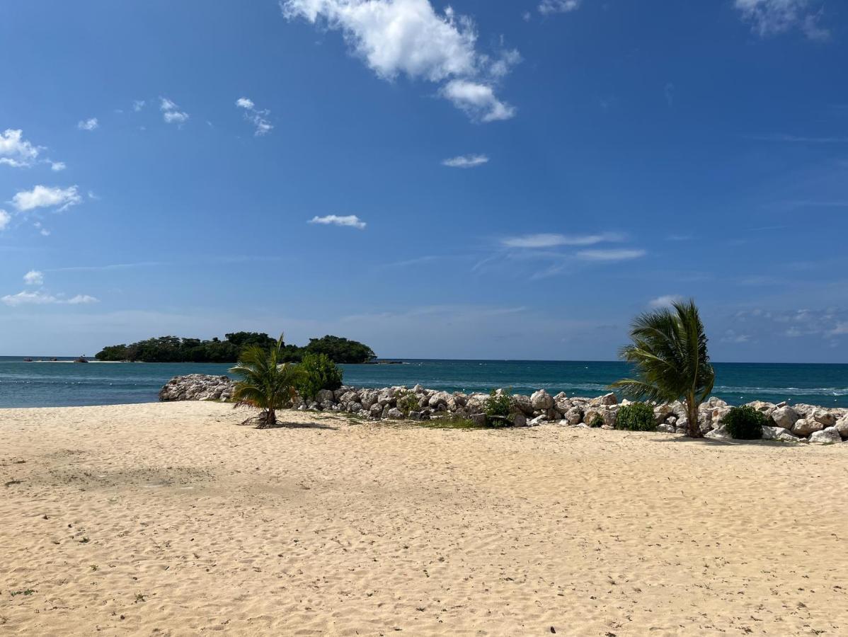 Stunning 2 Bedroom House At Point Village Negril Esterno foto